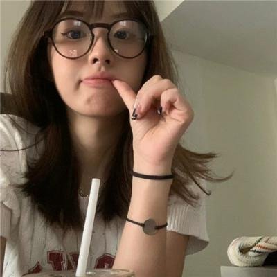 艾米丽·布莱尔的秘密